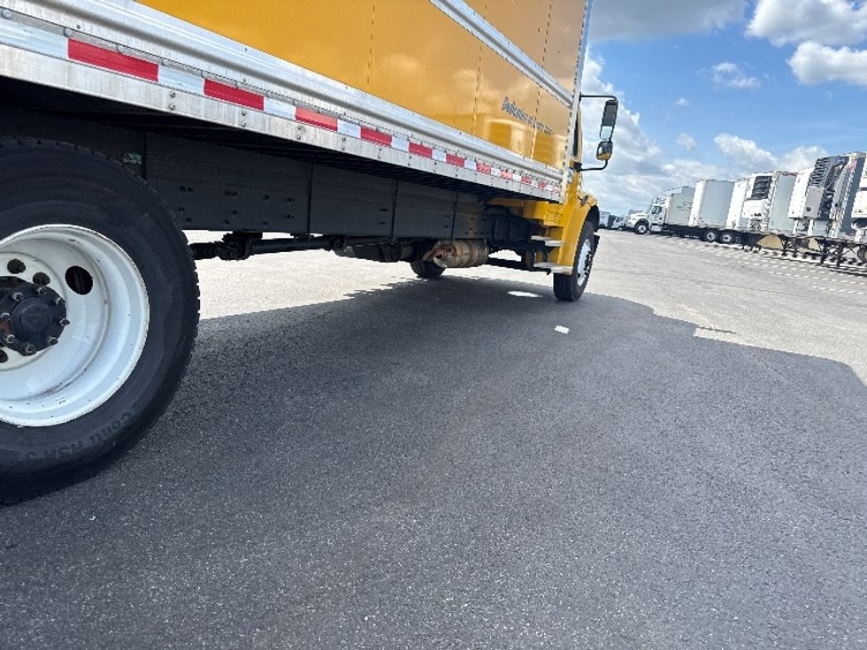 Medium Duty Box Truck-Light and Medium Duty Trucks-Freightliner-2022-M2-Linden-NJ-233,224\n\t\tmiles-$ 57,250 - Image 14