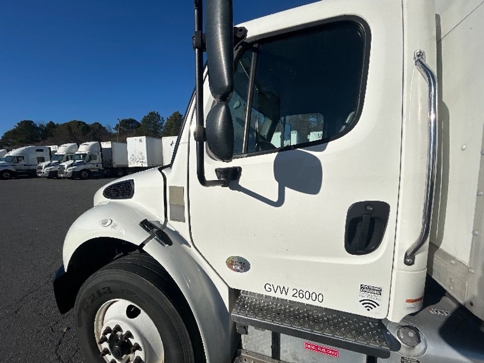 Medium Duty Box Truck-Light and Medium Duty Trucks-Freightliner-2022-M2-Little Rock-AR-157,200\n\t\tmiles-$ 68,250 - Image 26