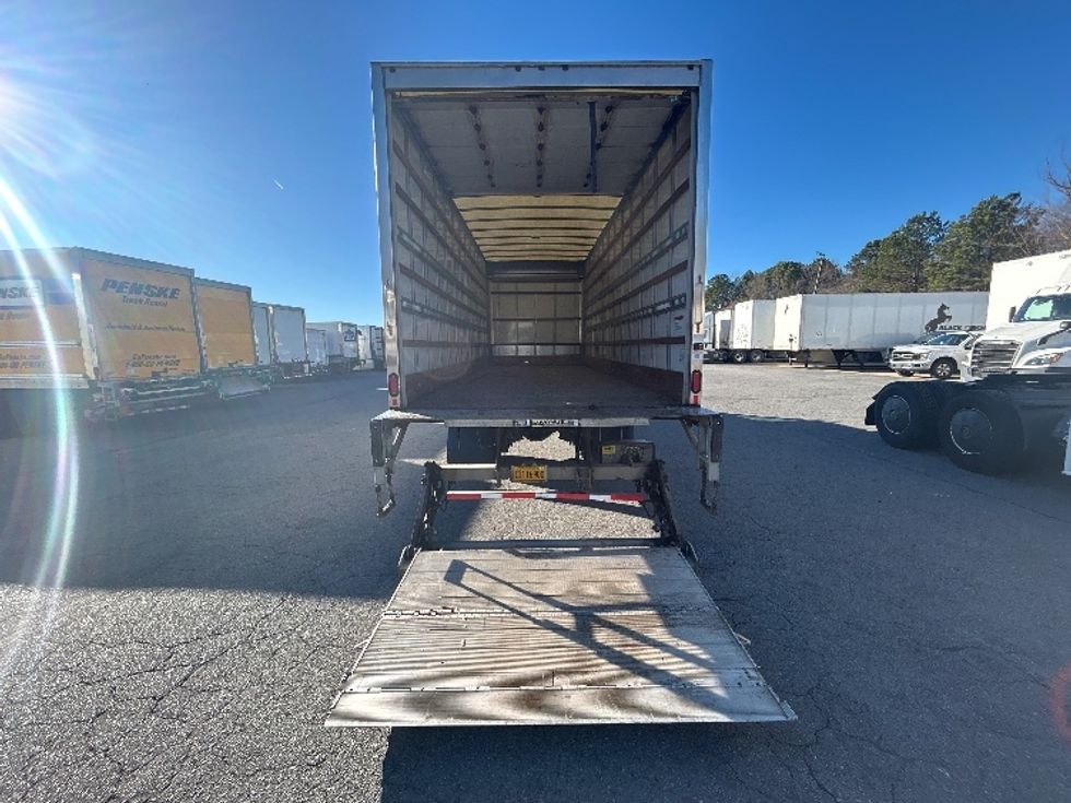Medium Duty Box Truck-Light and Medium Duty Trucks-Freightliner-2022-M2-Little Rock-AR-157,200\n\t\tmiles-$ 68,250 - Image 9