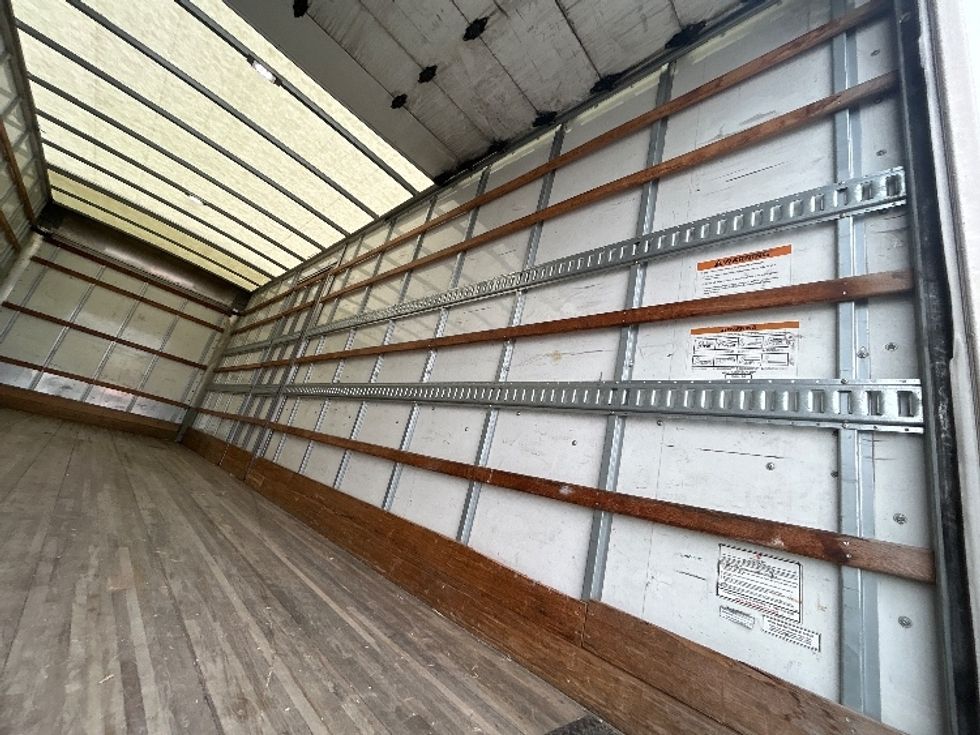 Medium Duty Box Truck-Light and Medium Duty Trucks-Freightliner-2022-M2-Little Rock-AR-173,191\n\t\tmiles-$ 65,250 - Image 12