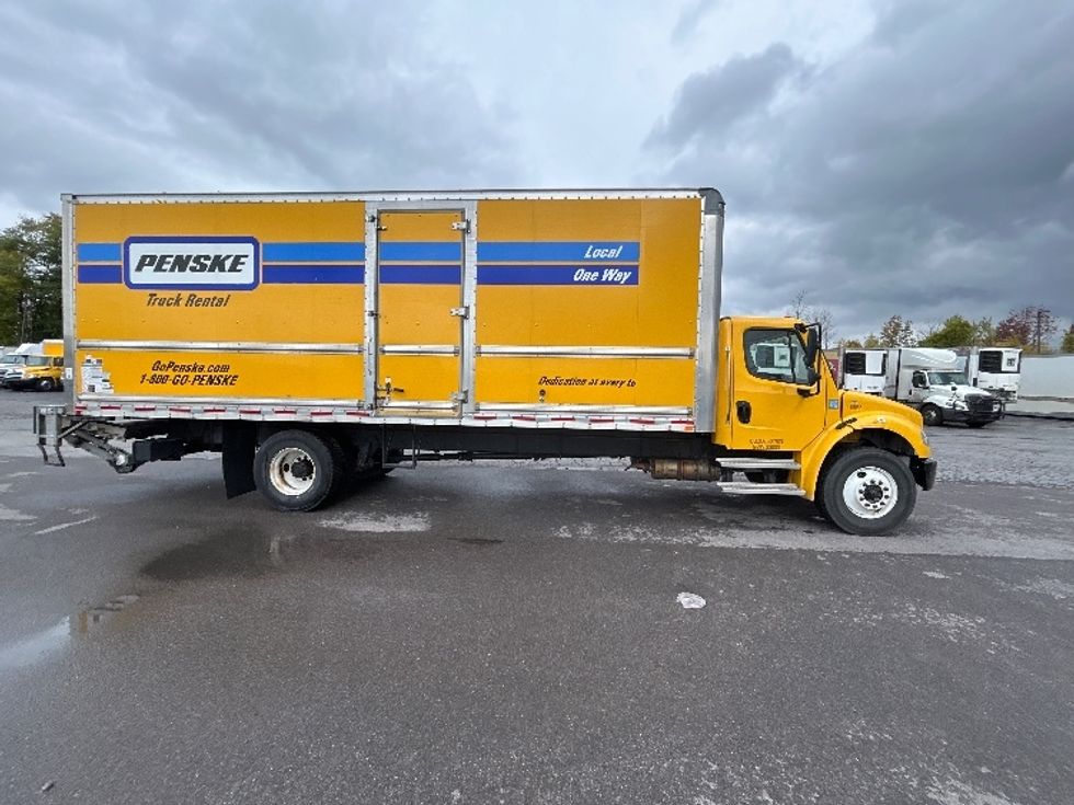 Medium Duty Box Truck-Light and Medium Duty Trucks-Freightliner-2022-M2-Liverpool-NY-153,995\n\t\tmiles-$ 52,250 - Image 15