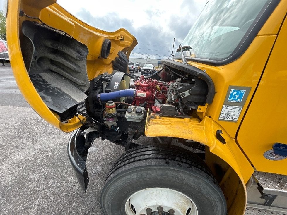 Medium Duty Box Truck-Light and Medium Duty Trucks-Freightliner-2022-M2-Liverpool-NY-153,995\n\t\tmiles-$ 52,250 - Image 24