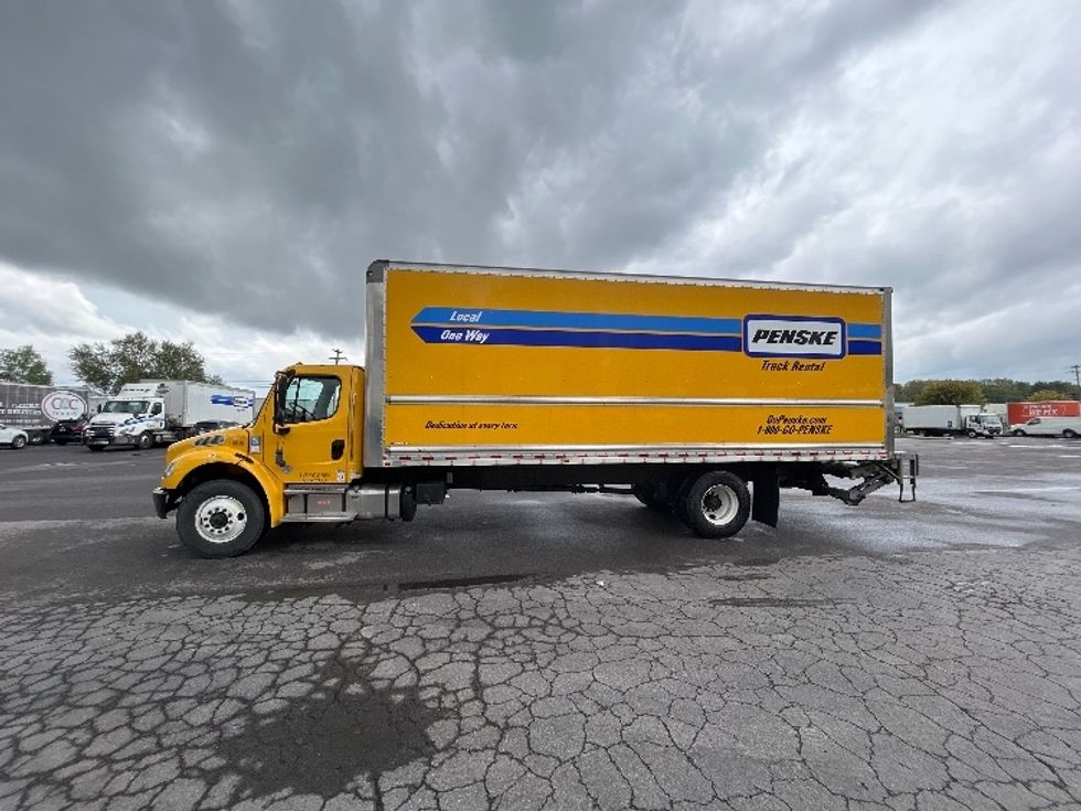 Medium Duty Box Truck-Light and Medium Duty Trucks-Freightliner-2022-M2-Liverpool-NY-153,995\n\t\tmiles-$ 52,250 - Image 4