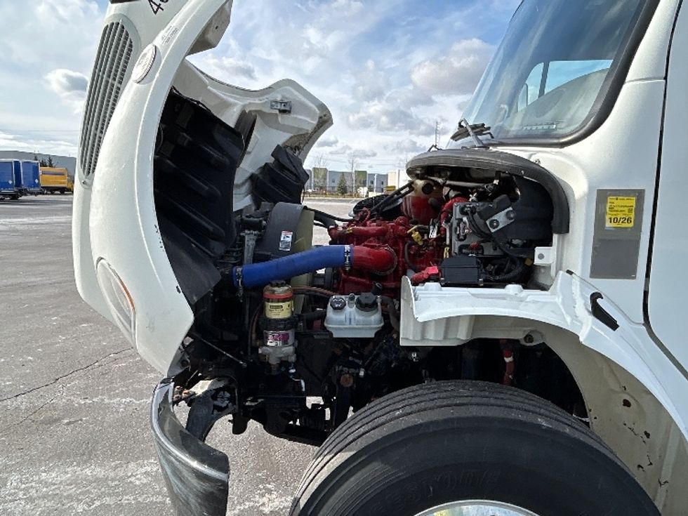 Medium Duty Box Truck-Light and Medium Duty Trucks-Freightliner-2022-M2-London-ON-243,139\n\t\tkm-$ 76,750 - Image 24