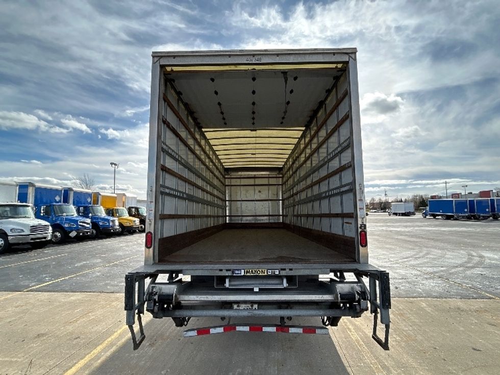 Medium Duty Box Truck-Light and Medium Duty Trucks-Freightliner-2022-M2-London-ON-243,139\n\t\tkm-$ 76,750 - Image 8