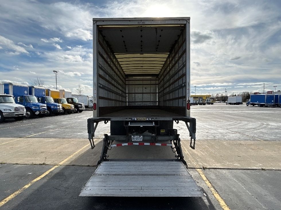 Medium Duty Box Truck-Light and Medium Duty Trucks-Freightliner-2022-M2-London-ON-243,139\n\t\tkm-$ 76,750 - Image 9