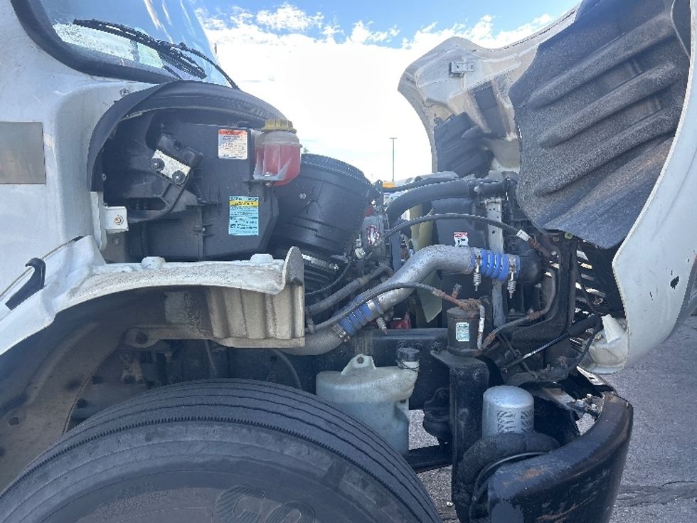 Medium Duty Box Truck-Light and Medium Duty Trucks-Freightliner-2022-M2-Londonderry-NH-185,387\n\t\tmiles-$ 54,000 - Image 21