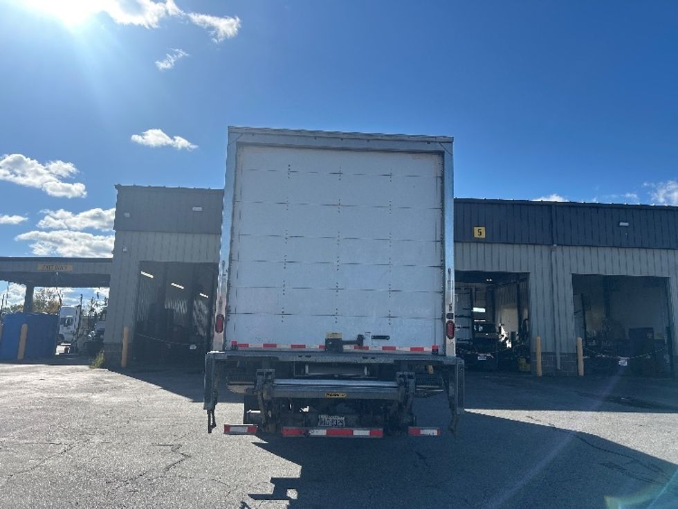 Medium Duty Box Truck-Light and Medium Duty Trucks-Freightliner-2022-M2-Londonderry-NH-185,387\n\t\tmiles-$ 54,000 - Image 7