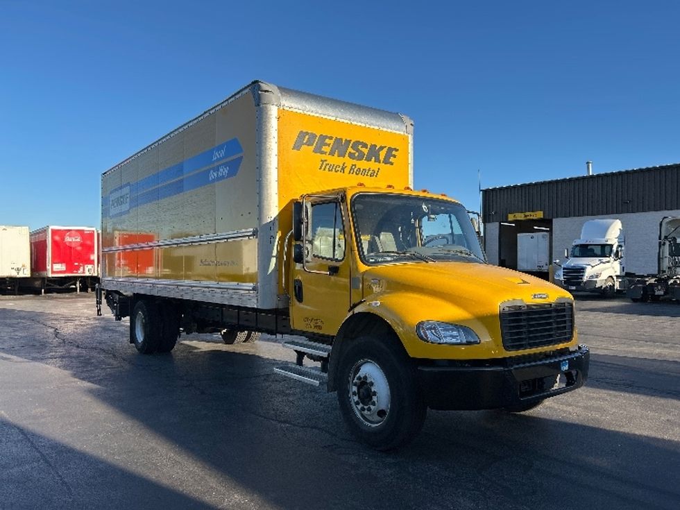 Medium Duty Box Truck-Light and Medium Duty Trucks-Freightliner-2022-M2-Londonderry-NH-205,932\n\t\tmiles-$ 49,750 - Image 1