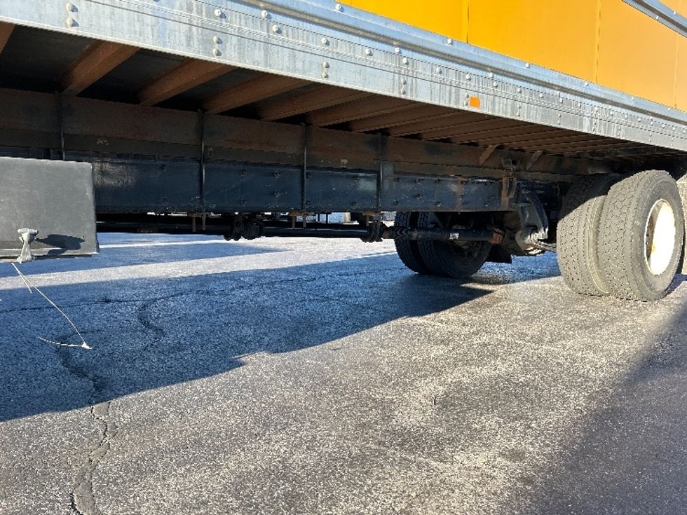 Medium Duty Box Truck-Light and Medium Duty Trucks-Freightliner-2022-M2-Londonderry-NH-205,932\n\t\tmiles-$ 49,750 - Image 5
