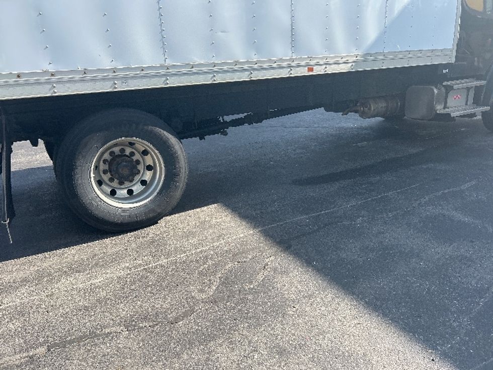 Medium Duty Box Truck-Light and Medium Duty Trucks-Freightliner-2022-M2-Londonderry-NH-211,810\n\t\tmiles-$ 41,000 - Image 14