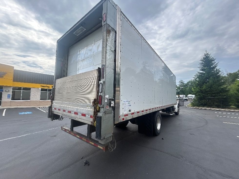Medium Duty Box Truck-Light and Medium Duty Trucks-Freightliner-2022-M2-Londonderry-NH-415,719\n\t\tmiles-$ 27,750 - Image 13