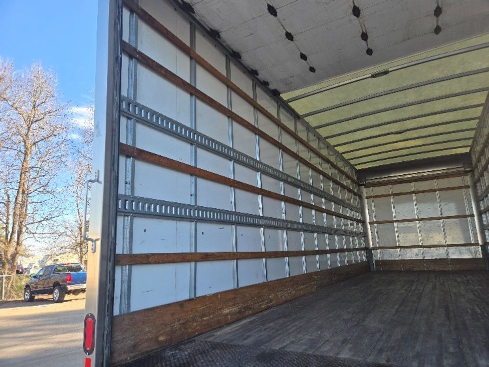 Medium Duty Box Truck-Light and Medium Duty Trucks-Freightliner-2022-M2-Longview-TX-91,717\n\t\tmiles-$ 77,250 - Image 11