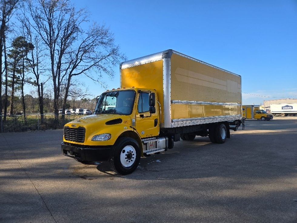 Medium Duty Box Truck-Light and Medium Duty Trucks-Freightliner-2022-M2-Longview-TX-91,717\n\t\tmiles-$ 77,250 - Image 3