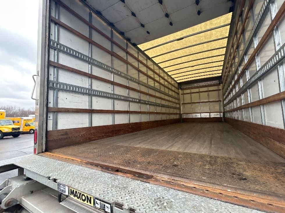 Medium Duty Box Truck-Light and Medium Duty Trucks-Freightliner-2022-M2-Louisville-KY-109,035\n\t\tmiles-$ 75,500 - Image 11