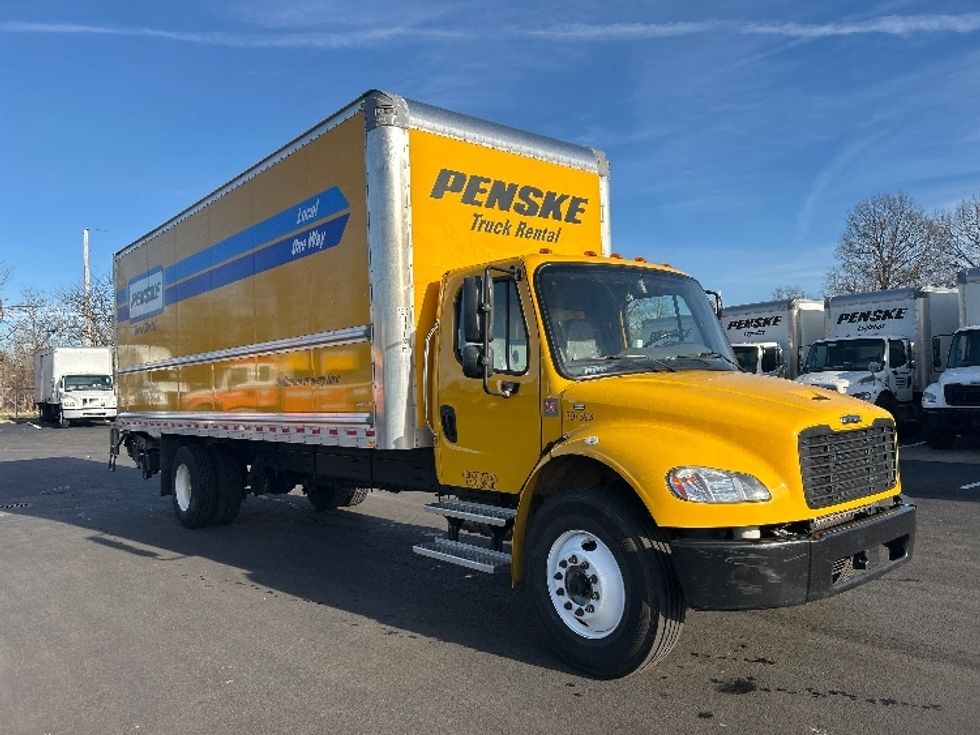 Medium Duty Box Truck-Light and Medium Duty Trucks-Freightliner-2022-M2-Louisville-KY-120,705\n\t\tmiles-$ 73,500 - Image 1