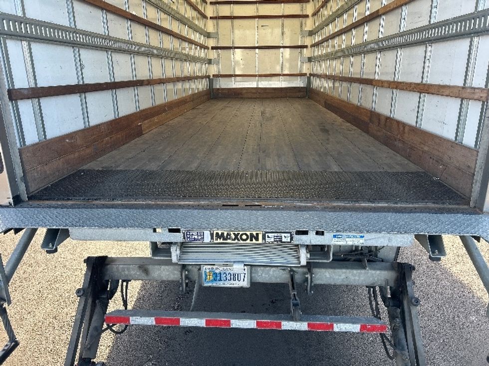 Medium Duty Box Truck-Light and Medium Duty Trucks-Freightliner-2022-M2-Louisville-KY-120,705\n\t\tmiles-$ 73,500 - Image 10