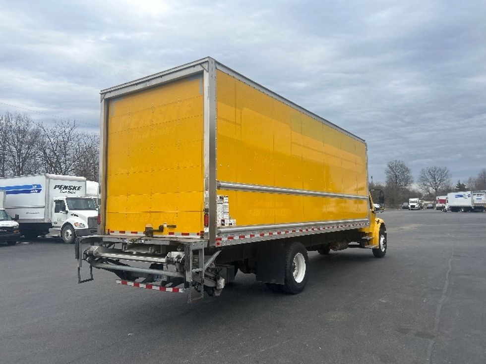 Medium Duty Box Truck-Light and Medium Duty Trucks-Freightliner-2022-M2-Louisville-KY-125,855\n\t\tmiles-$ 71,750 - Image 13