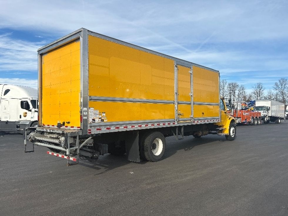 Medium Duty Box Truck-Light and Medium Duty Trucks-Freightliner-2022-M2-Louisville-KY-135,196\n\t\tmiles-$ 71,000 - Image 12
