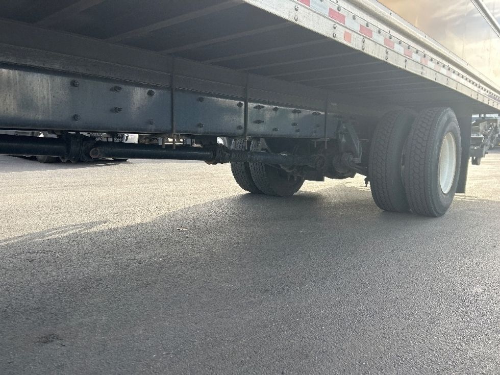 Medium Duty Box Truck-Light and Medium Duty Trucks-Freightliner-2022-M2-Louisville-KY-135,196\n\t\tmiles-$ 71,000 - Image 4