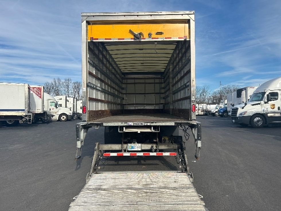 Medium Duty Box Truck-Light and Medium Duty Trucks-Freightliner-2022-M2-Louisville-KY-135,196\n\t\tmiles-$ 71,000 - Image 8