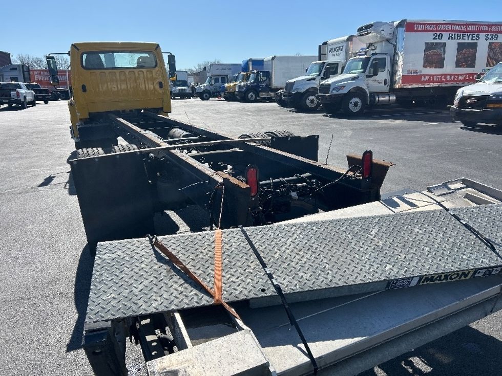 Medium Duty Box Truck-Light and Medium Duty Trucks-Freightliner-2022-M2-Louisville-KY-172,994\n\t\tmiles-$ 52,000 - Image 12