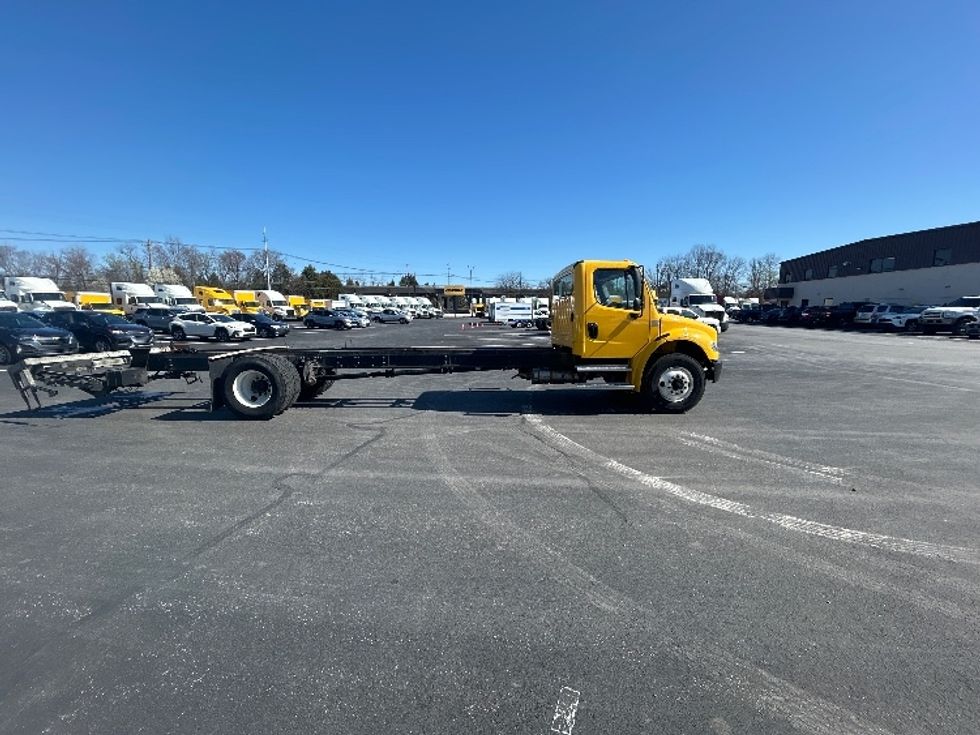 Medium Duty Box Truck-Light and Medium Duty Trucks-Freightliner-2022-M2-Louisville-KY-172,994\n\t\tmiles-$ 52,000 - Image 15
