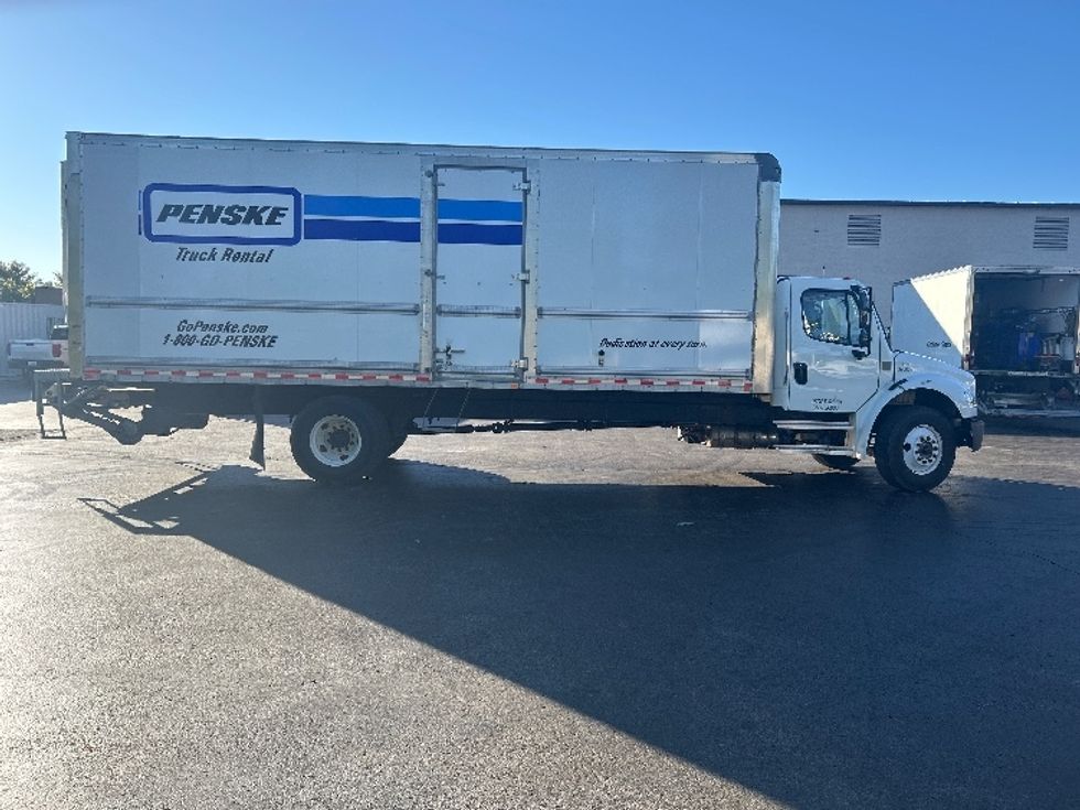 Medium Duty Box Truck-Light and Medium Duty Trucks-Freightliner-2022-M2-Louisville-KY-216,396\n\t\tmiles-$ 55,250 - Image 15