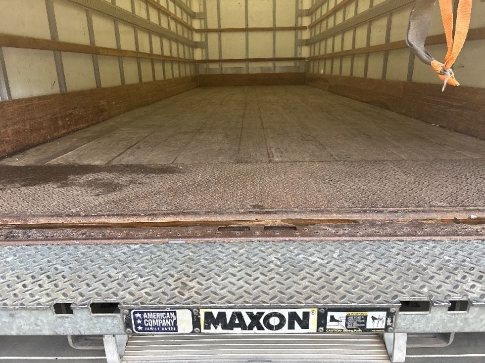 Medium Duty Box Truck-Light and Medium Duty Trucks-Freightliner-2022-M2-Louisville-KY-222,716\n\t\tmiles-$ 53,000 - Image 10