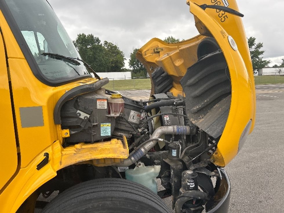 Medium Duty Box Truck-Light and Medium Duty Trucks-Freightliner-2022-M2-Louisville-KY-222,716\n\t\tmiles-$ 53,000 - Image 23