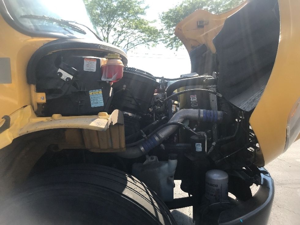 Medium Duty Box Truck-Light and Medium Duty Trucks-Freightliner-2022-M2-Louisville-KY-227,541\n\t\tmiles-$ 51,250 - Image 22