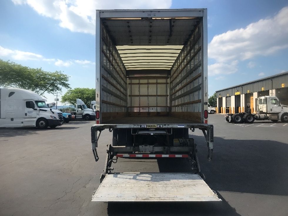 Medium Duty Box Truck-Light and Medium Duty Trucks-Freightliner-2022-M2-Louisville-KY-227,541\n\t\tmiles-$ 51,250 - Image 9