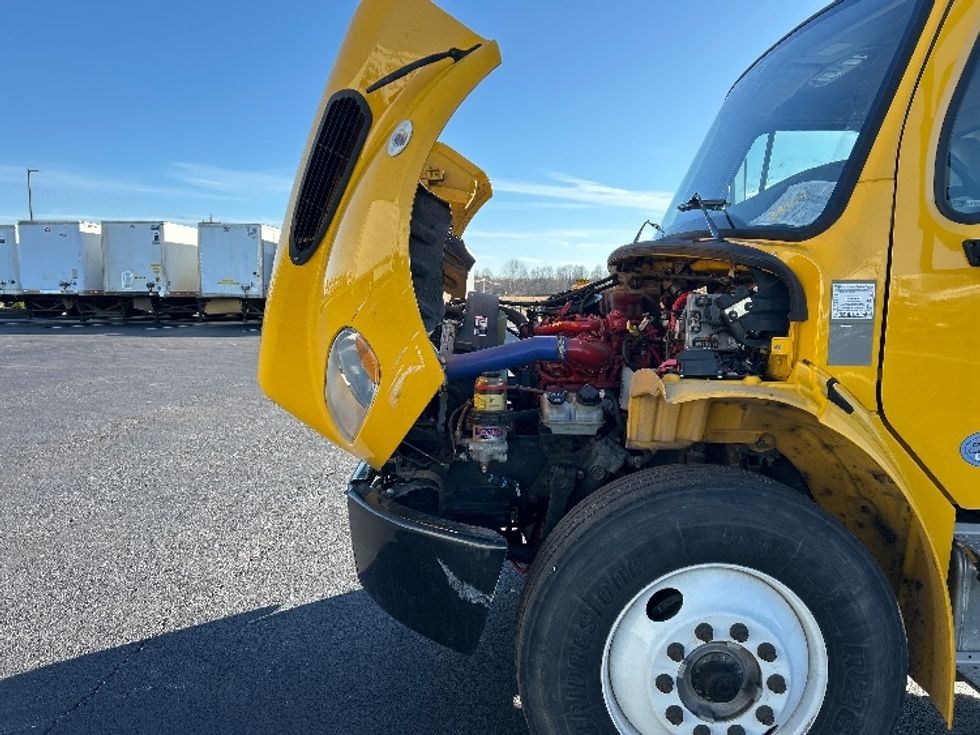 Medium Duty Box Truck-Light and Medium Duty Trucks-Freightliner-2022-M2-Madison-AL-100,923\n\t\tmiles-$ 81,750 - Image 24