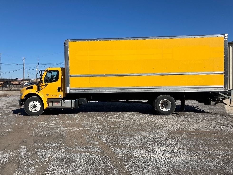 Medium Duty Box Truck-Light and Medium Duty Trucks-Freightliner-2022-M2-Madison-AL-140,188\n\t\tmiles-$ 71,500 - Image 4