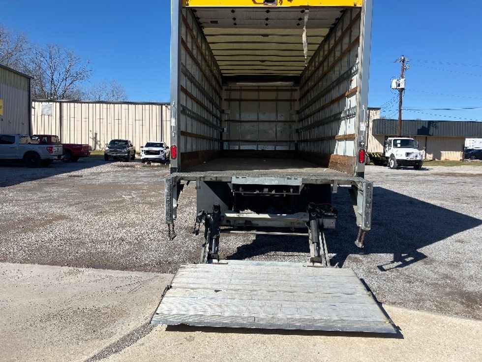 Medium Duty Box Truck-Light and Medium Duty Trucks-Freightliner-2022-M2-Madison-AL-140,188\n\t\tmiles-$ 71,500 - Image 9