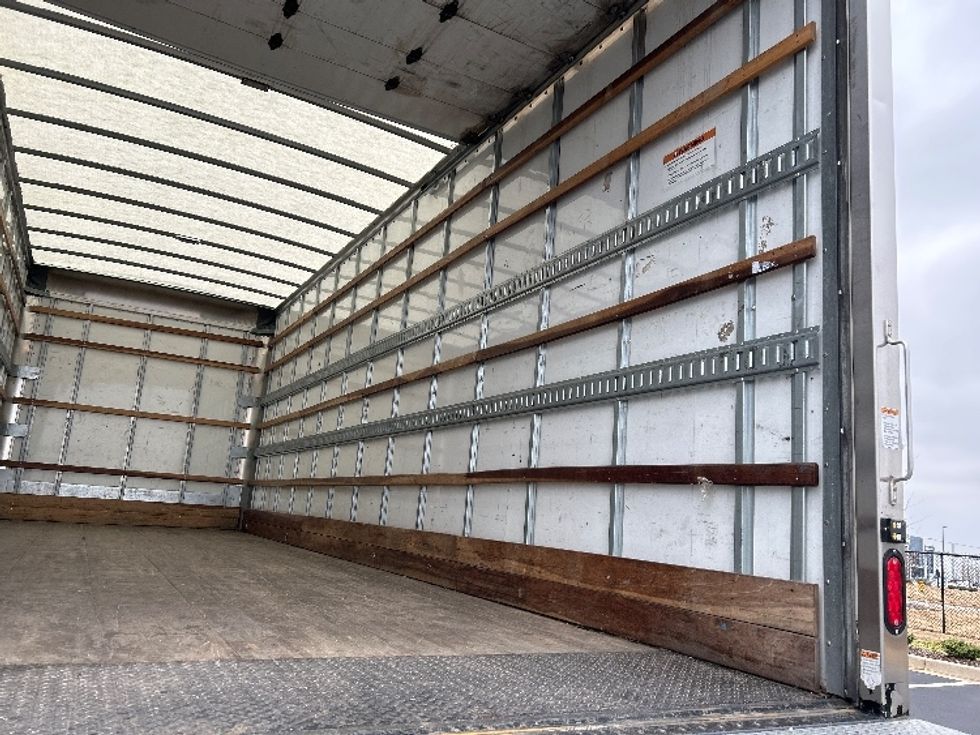 Medium Duty Box Truck-Light and Medium Duty Trucks-Freightliner-2022-M2-Madison-AL-142,324\n\t\tmiles-$ 74,750 - Image 13