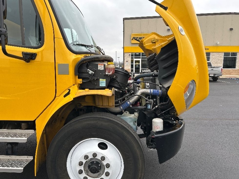 Medium Duty Box Truck-Light and Medium Duty Trucks-Freightliner-2022-M2-Madison-AL-142,324\n\t\tmiles-$ 74,750 - Image 22