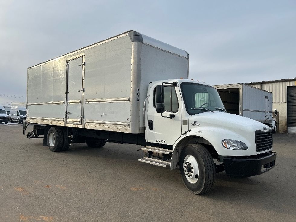 Medium Duty Box Truck-Light and Medium Duty Trucks-Freightliner-2022-M2-Mebane-NC-189,732\n\t\tmiles-$ 64,000 - Image 1