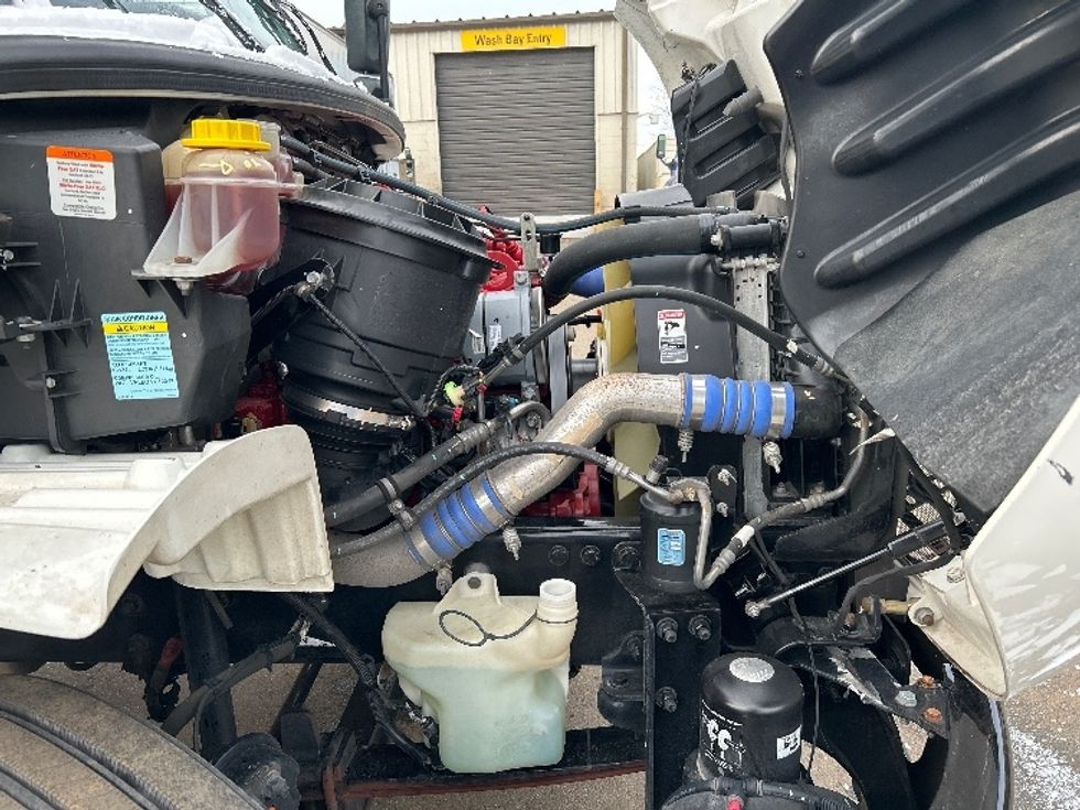 Medium Duty Box Truck-Light and Medium Duty Trucks-Freightliner-2022-M2-Mebane-NC-189,732\n\t\tmiles-$ 64,000 - Image 23