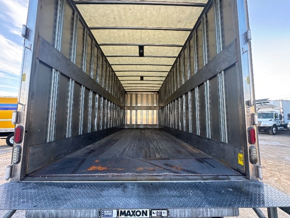 Medium Duty Box Truck-Light and Medium Duty Trucks-Freightliner-2022-M2-Medley-FL-208,901\n\t\tmiles-$ 59,000 - Image 10