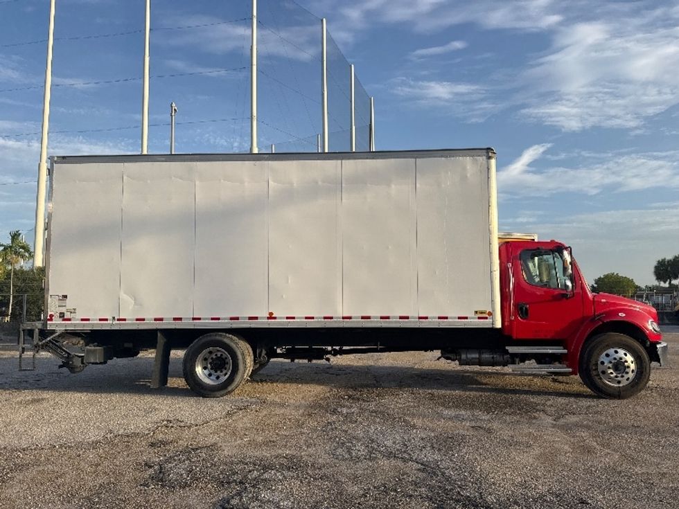 Medium Duty Box Truck-Light and Medium Duty Trucks-Freightliner-2022-M2-Medley-FL-208,901\n\t\tmiles-$ 59,000 - Image 15
