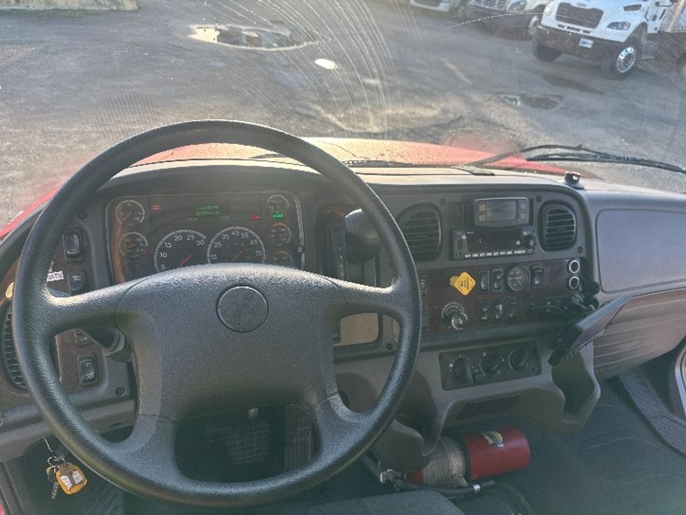 Medium Duty Box Truck-Light and Medium Duty Trucks-Freightliner-2022-M2-Medley-FL-208,901\n\t\tmiles-$ 59,000 - Image 18