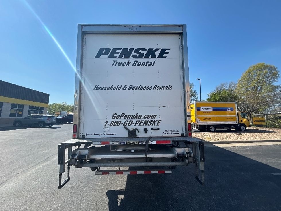 Medium Duty Box Truck-Light and Medium Duty Trucks-Freightliner-2022-M2-Memphis-TN-211,443\n\t\tmiles-$ 51,000 - Image 7