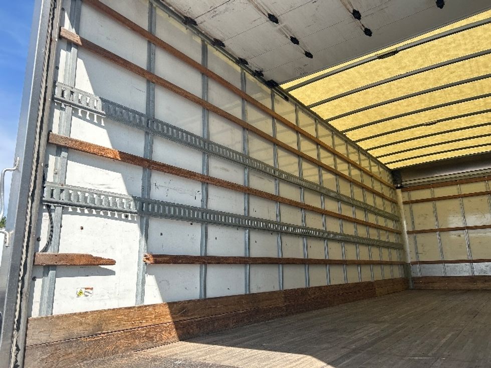Medium Duty Box Truck-Light and Medium Duty Trucks-Freightliner-2022-M2-Memphis-TN-234,423\n\t\tmiles-$ 49,500 - Image 11