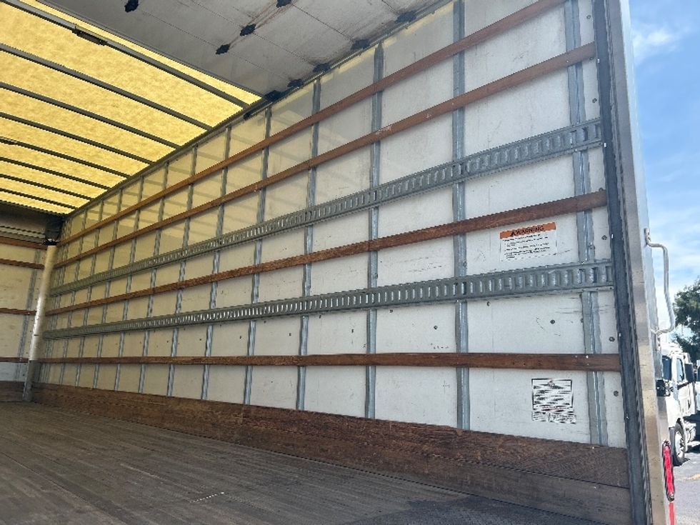 Medium Duty Box Truck-Light and Medium Duty Trucks-Freightliner-2022-M2-Memphis-TN-234,423\n\t\tmiles-$ 49,500 - Image 12