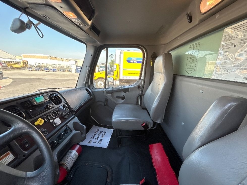Medium Duty Box Truck-Light and Medium Duty Trucks-Freightliner-2022-M2-Memphis-TN-234,423\n\t\tmiles-$ 49,500 - Image 17