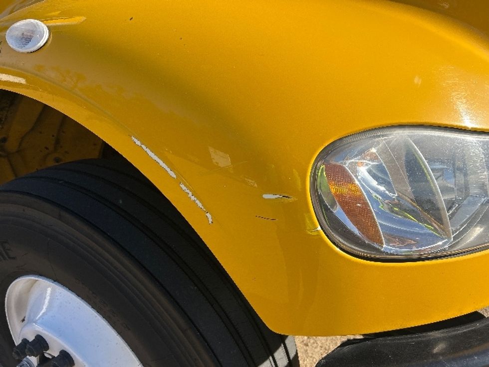 Medium Duty Box Truck-Light and Medium Duty Trucks-Freightliner-2022-M2-Memphis-TN-259,102\n\t\tmiles-$ 39,750 - Image 25