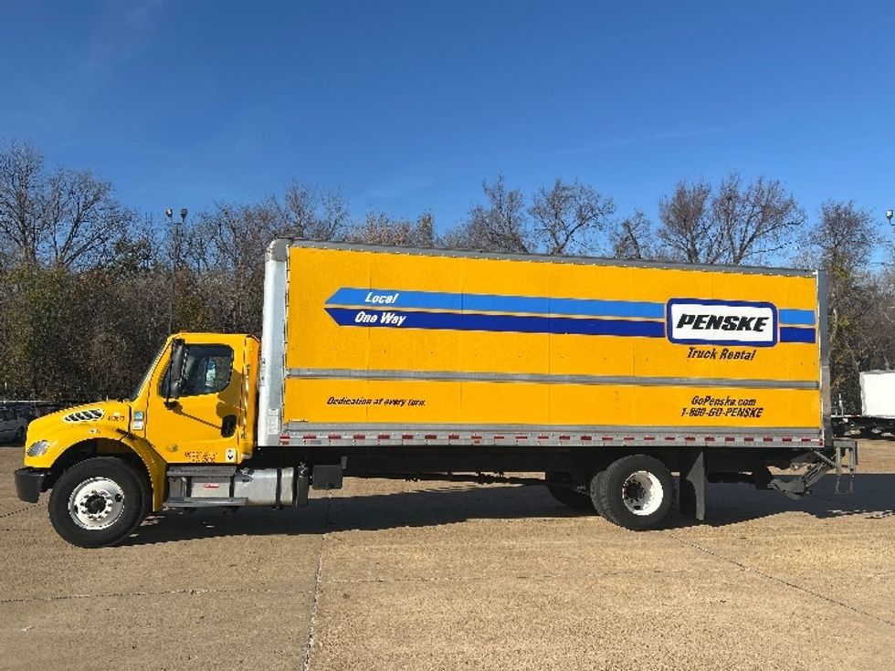 Medium Duty Box Truck-Light and Medium Duty Trucks-Freightliner-2022-M2-Memphis-TN-259,102\n\t\tmiles-$ 39,750 - Image 4