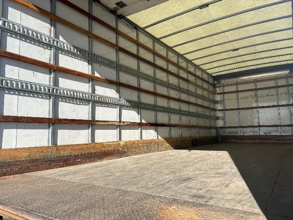 Medium Duty Box Truck-Light and Medium Duty Trucks-Freightliner-2022-M2-Memphis-TN-271,540\n\t\tmiles-$ 33,000 - Image 11