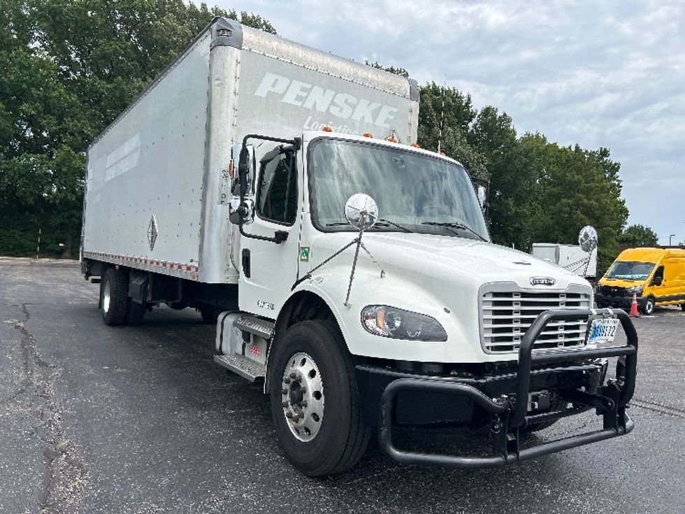 Medium Duty Box Truck-Light and Medium Duty Trucks-Freightliner-2022-M2-Memphis-TN-320,778\n\t\tmiles-$ 28,250 - Image 1